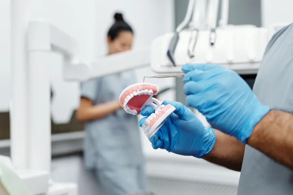 Chăm sóc răng miệng cho cả nhà
